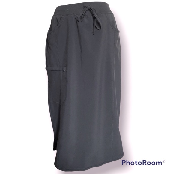 Scrub Skirt - Picture 1 of 6